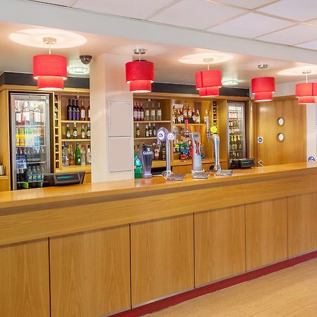 Ibis Budget London Heathrow T5 Slough Kültér fotó