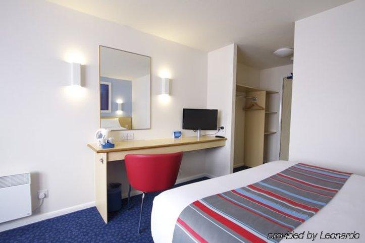 Ibis Budget London Heathrow T5 Slough Kültér fotó