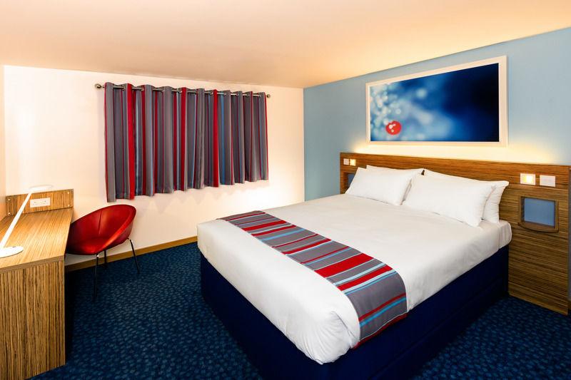 Ibis Budget London Heathrow T5 Slough Kültér fotó