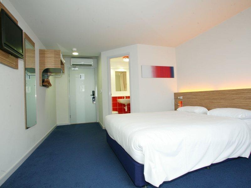 Ibis Budget London Heathrow T5 Slough Kültér fotó
